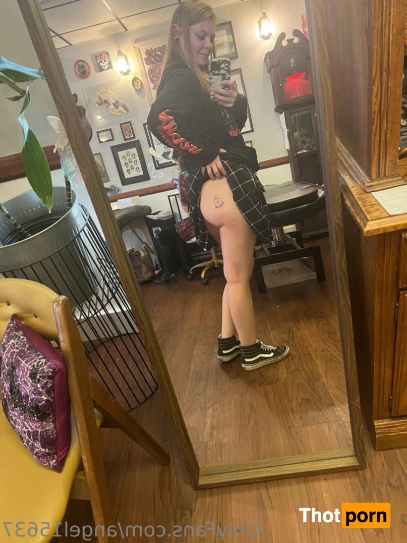 TheGirlWithTheSpiderTattoo 11495410