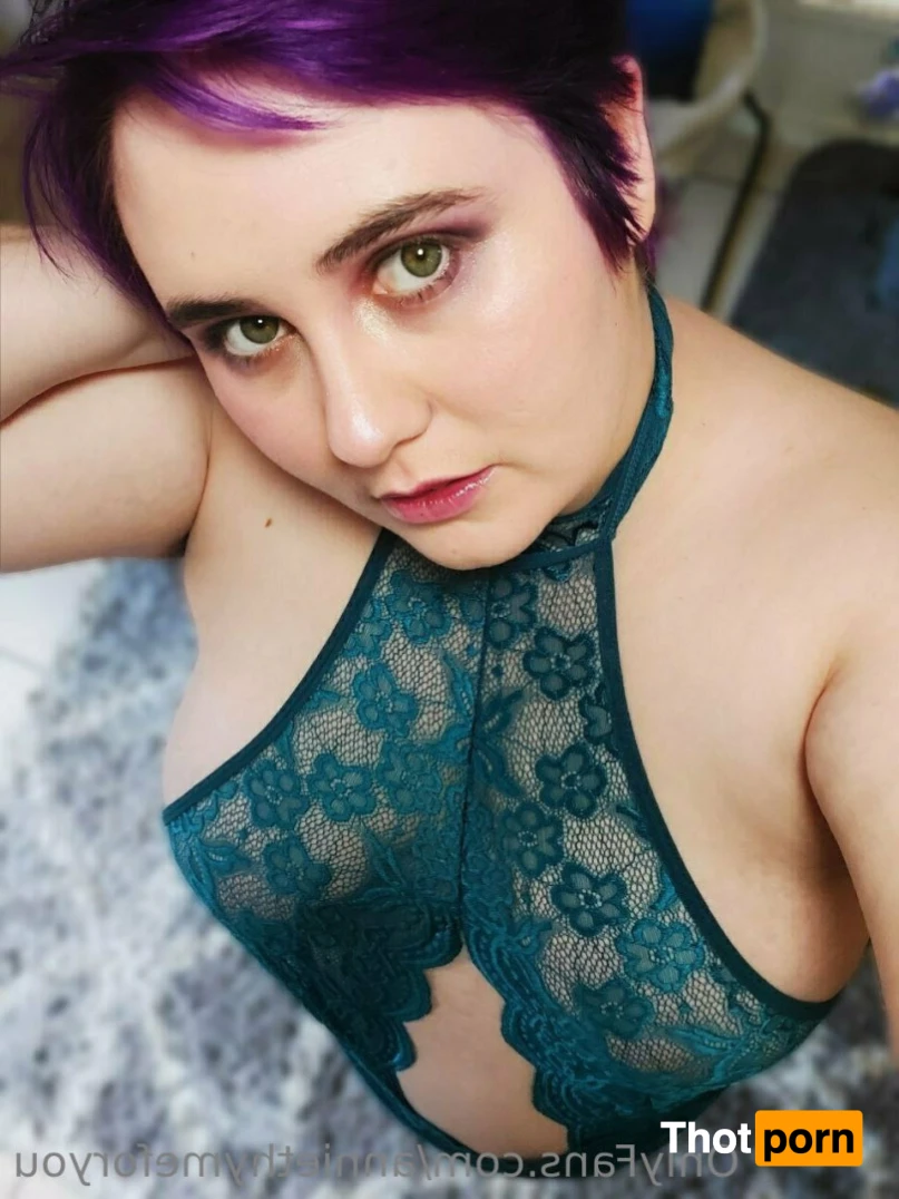 💦 Full Length Vids on Wall 💦 12795540