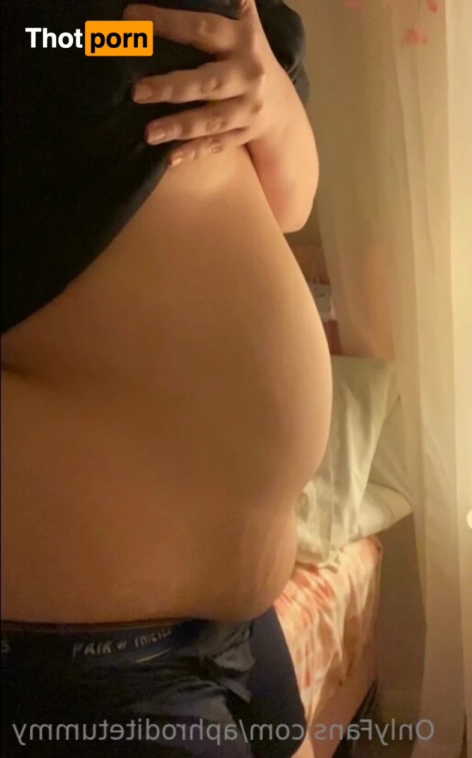 aphroditetummy 10951406