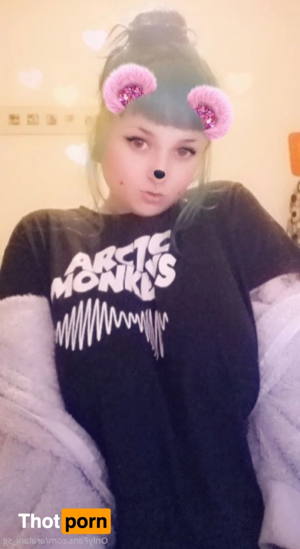 Aratani💙 Your fav curvy and waifu✨️ 16475344