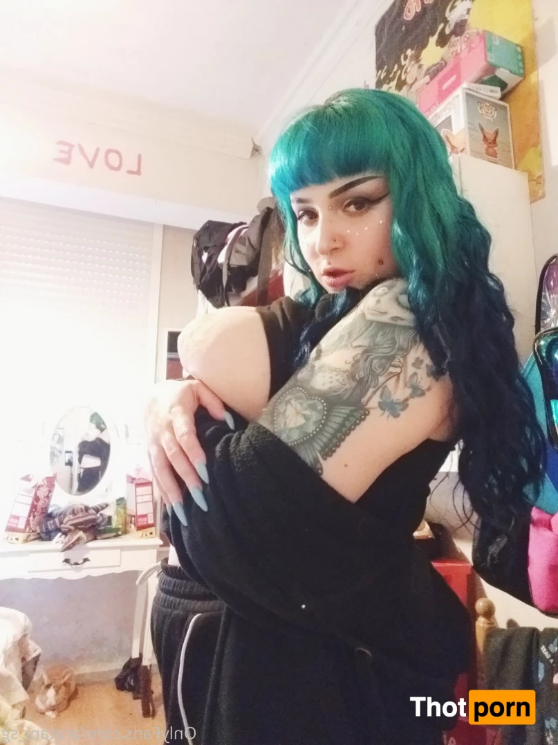 Aratani💙 Your fav curvy and waifu✨️ 16475550