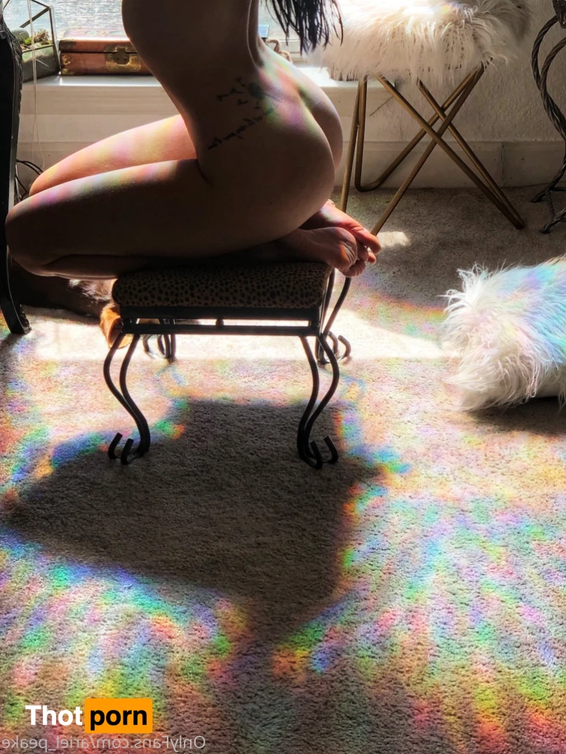 ariel peake 16461569