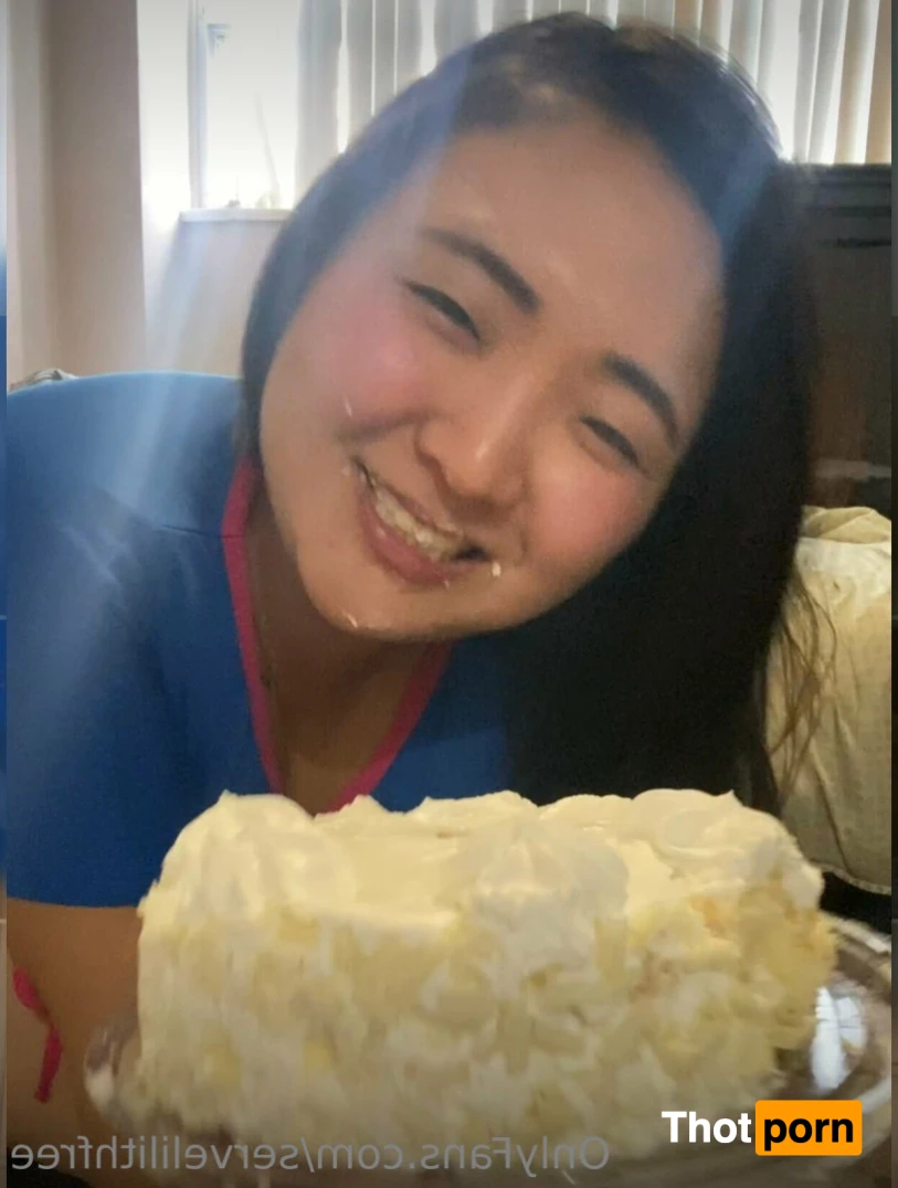 AroomiKim Video Store 16447135