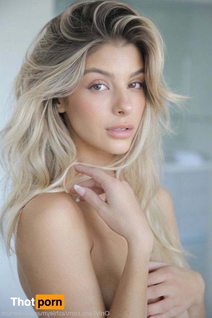 Ashley Marie 16409721