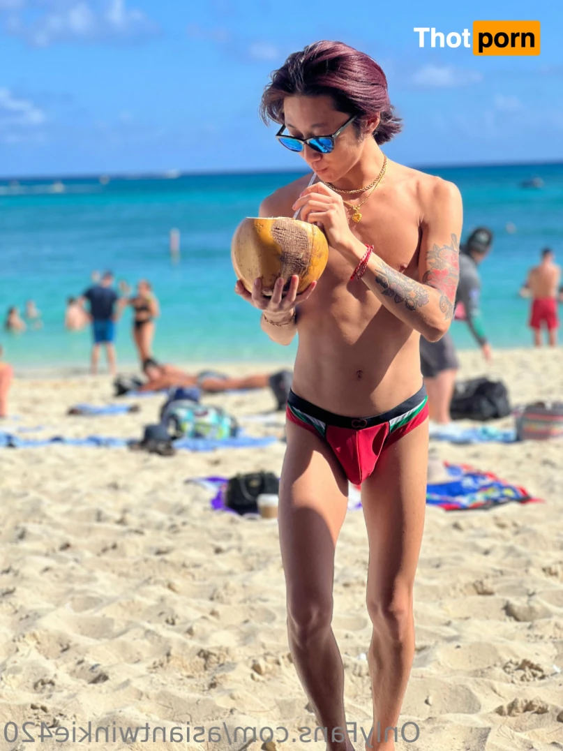 asiantwinkie 16386490