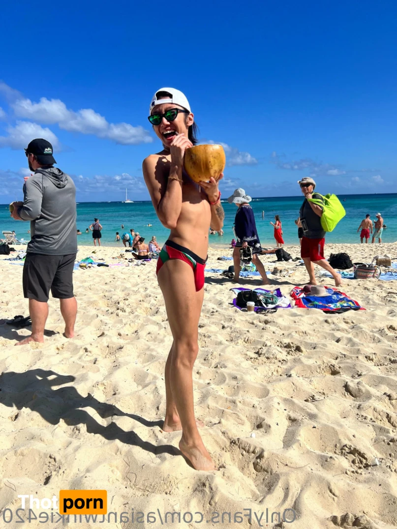 asiantwinkie 16386762