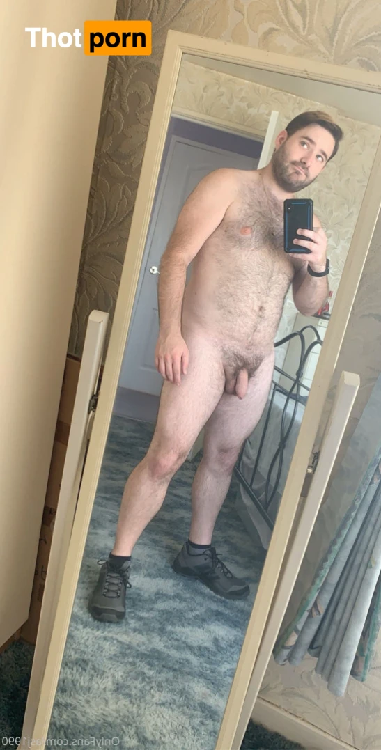 Adam🏳️‍🌈 16382398