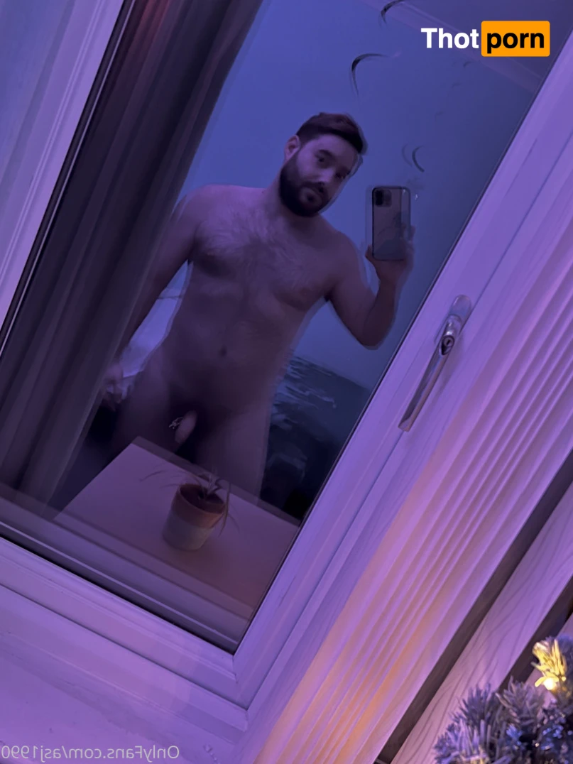 Adam🏳️‍🌈 16382520