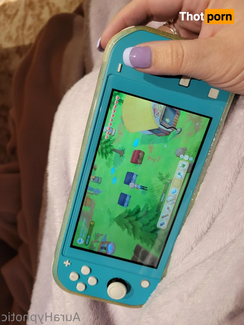 aurahypnotic 16367981