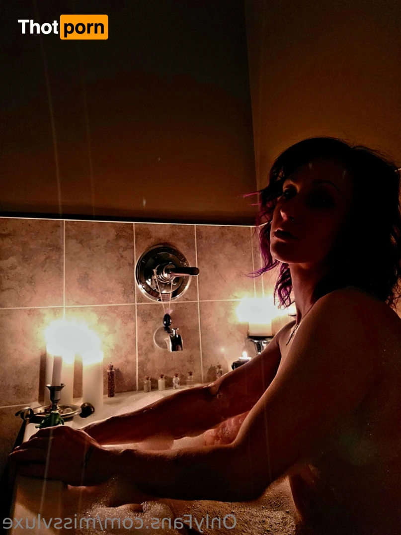 The Boudoir Archives 16360594