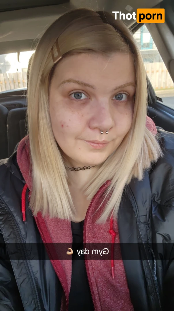 AwkwardSuccubus 16281778