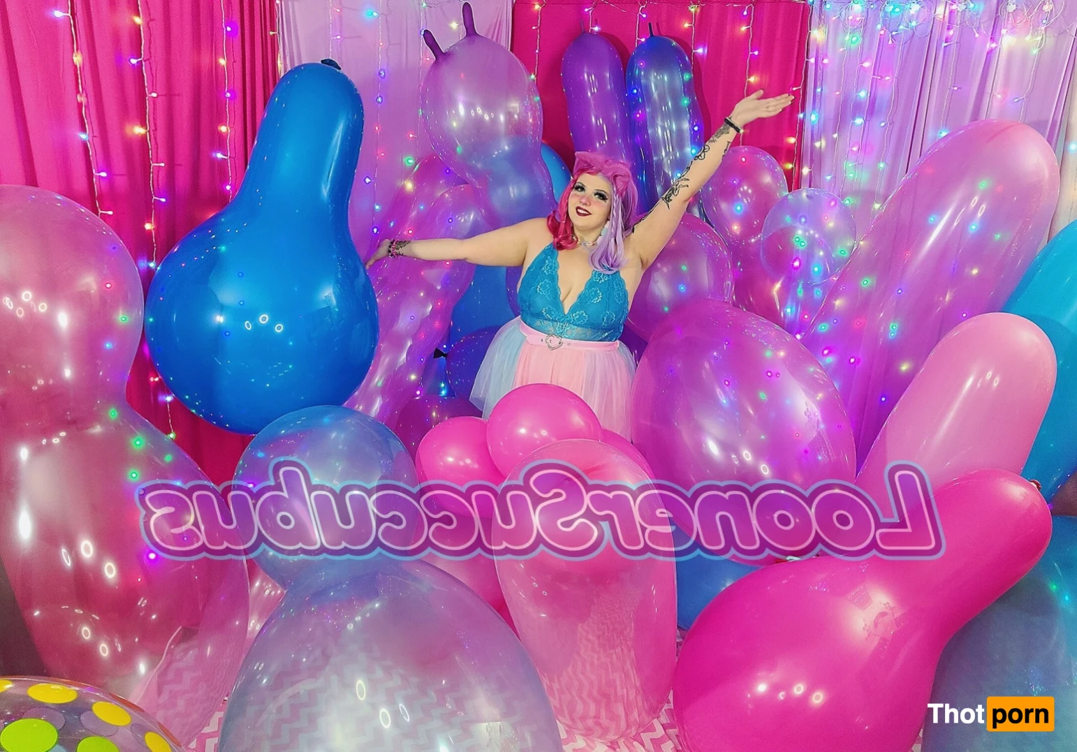 AwkwardSuccubus 16282268