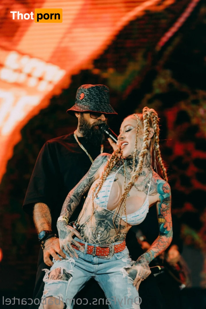 Babo Cartel de Santa 16258946