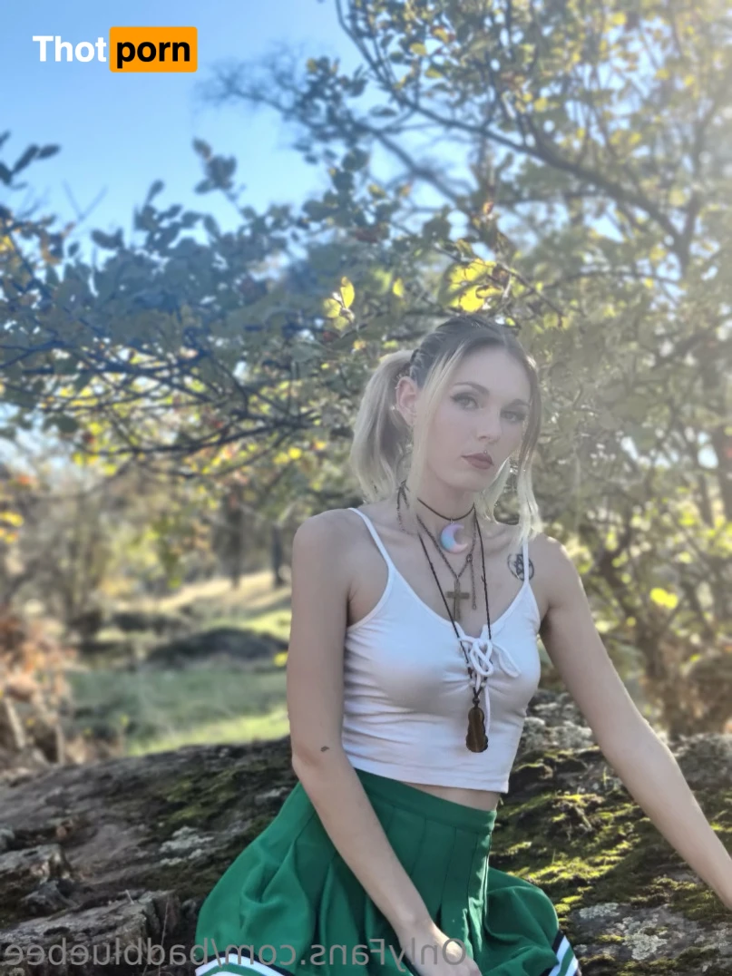 Becki Blue Eyes 16214913