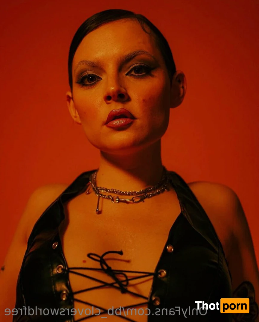 Clover’s World Free 11163185