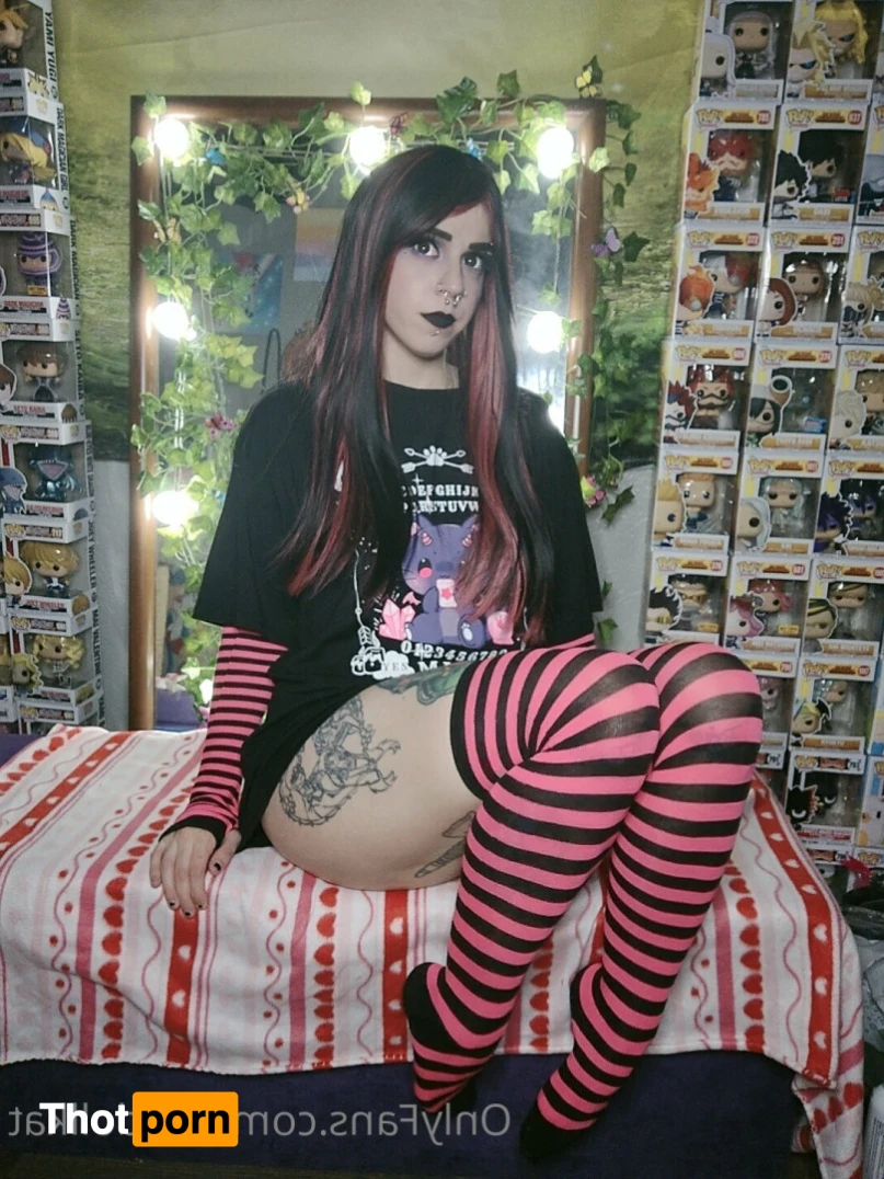 Princess Kat 👑💖 16115072