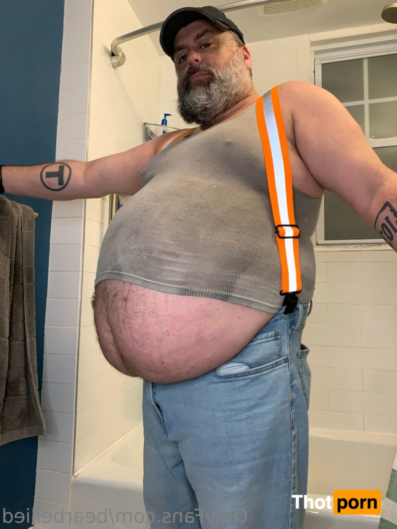 Big Bellied Bear 15955741