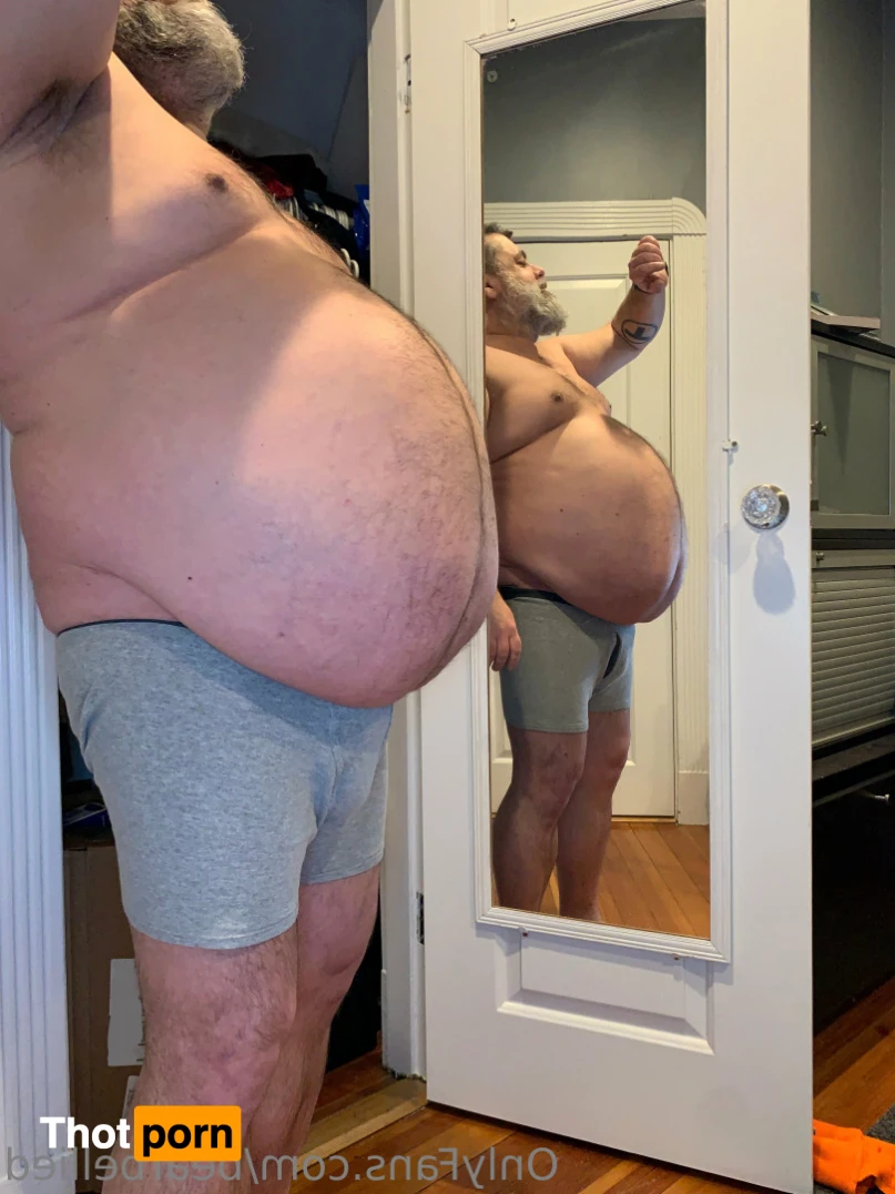 Big Bellied Bear 15955891