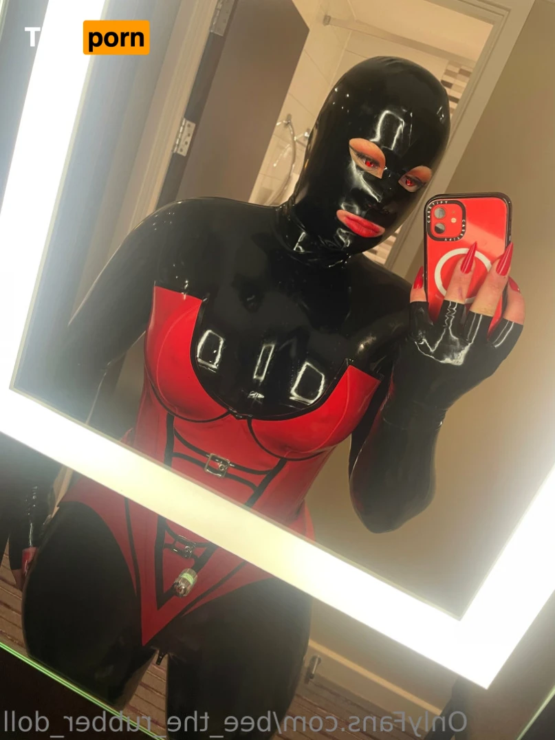 Bee_The_Rubber_Doll 15857412