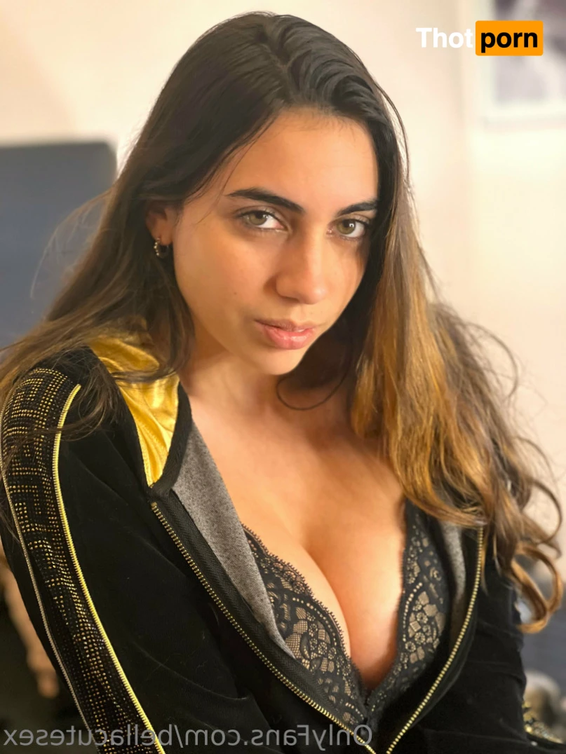 Bella CuteTeen 🧡 Barely Legal 18 y.O 🔞 15841296
