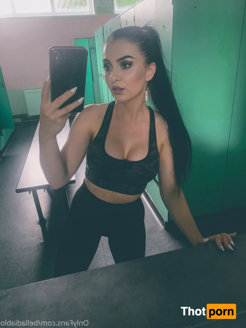 Bella Diablo 😇😈 15840182