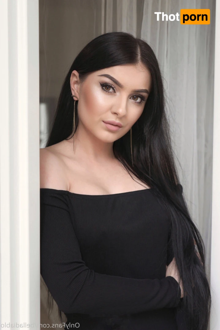 Bella Diablo 😇😈 15840662