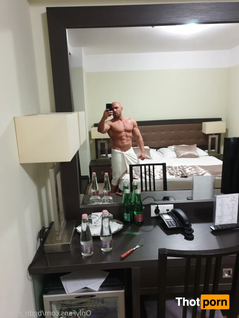 bgdn_roland 15752241