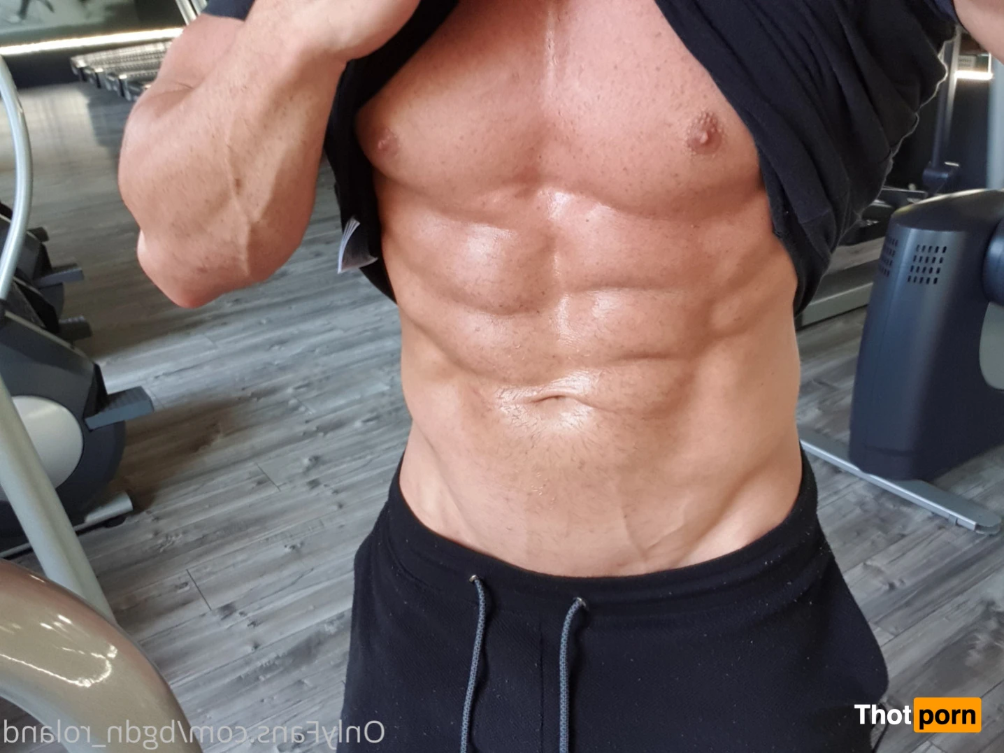 bgdn_roland 15752712