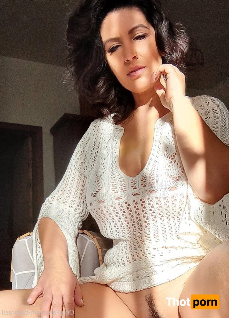 Natural life.   Our life on the beach 15743011