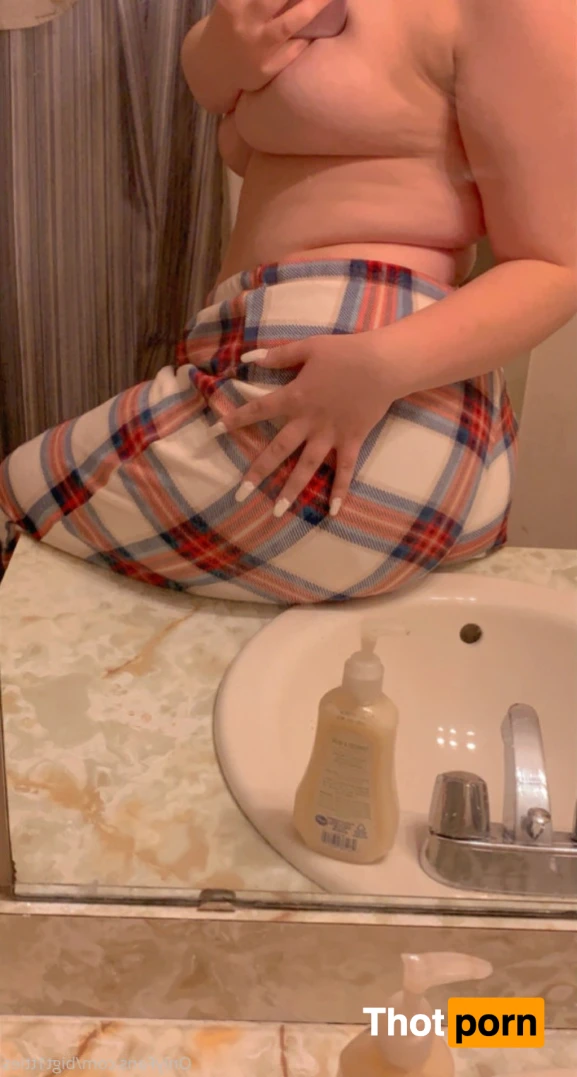 shelby 🎀 11004770