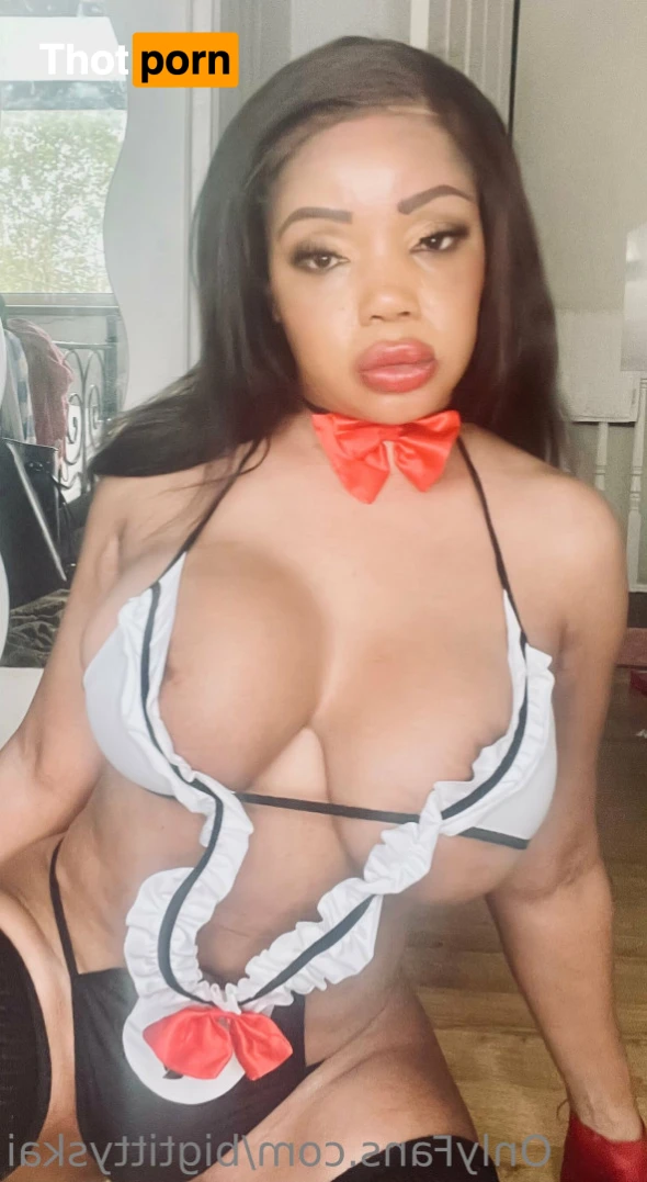 bigtittyskai 15684990
