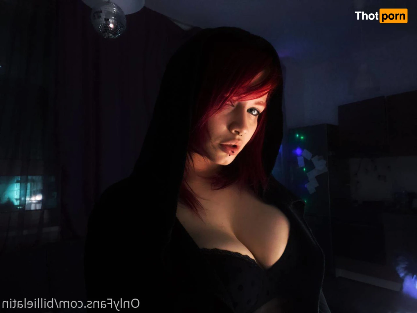 Billie 💋 15682955