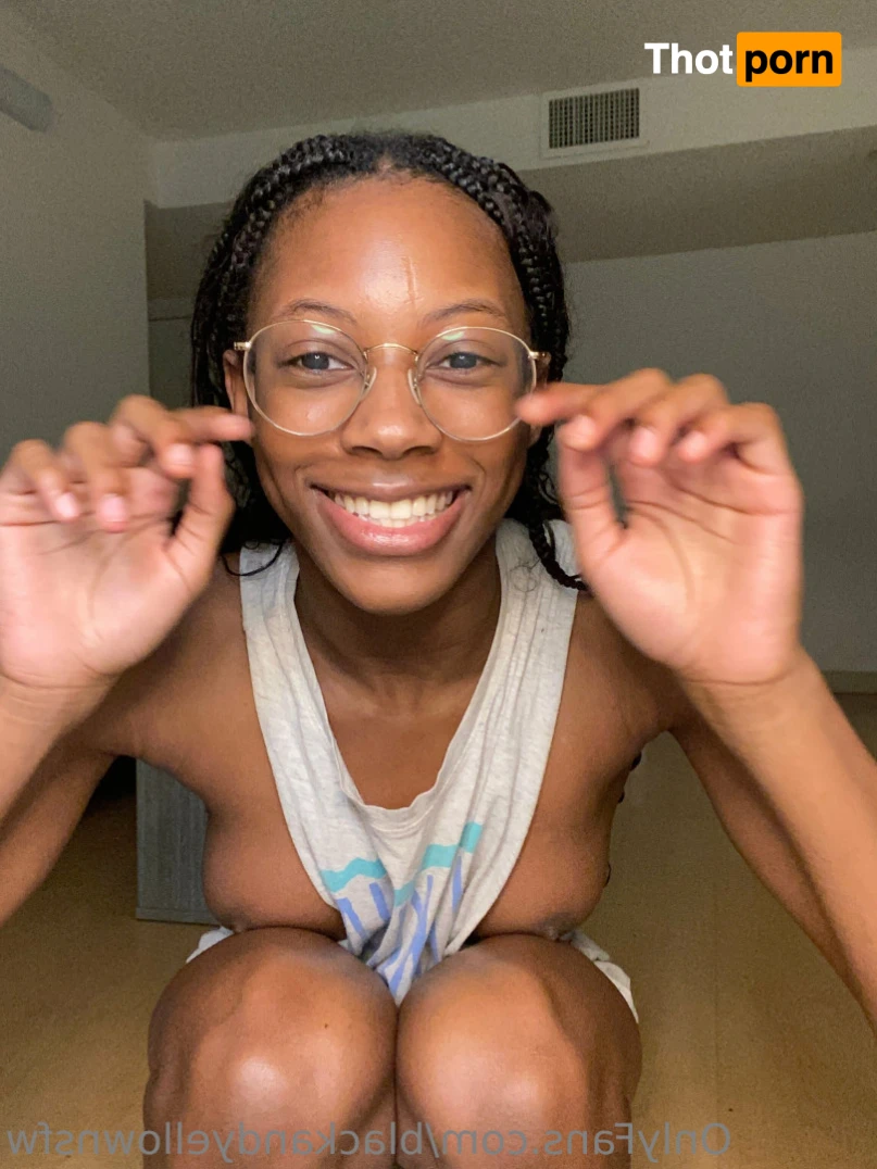 blackandyellownsfw 15670463