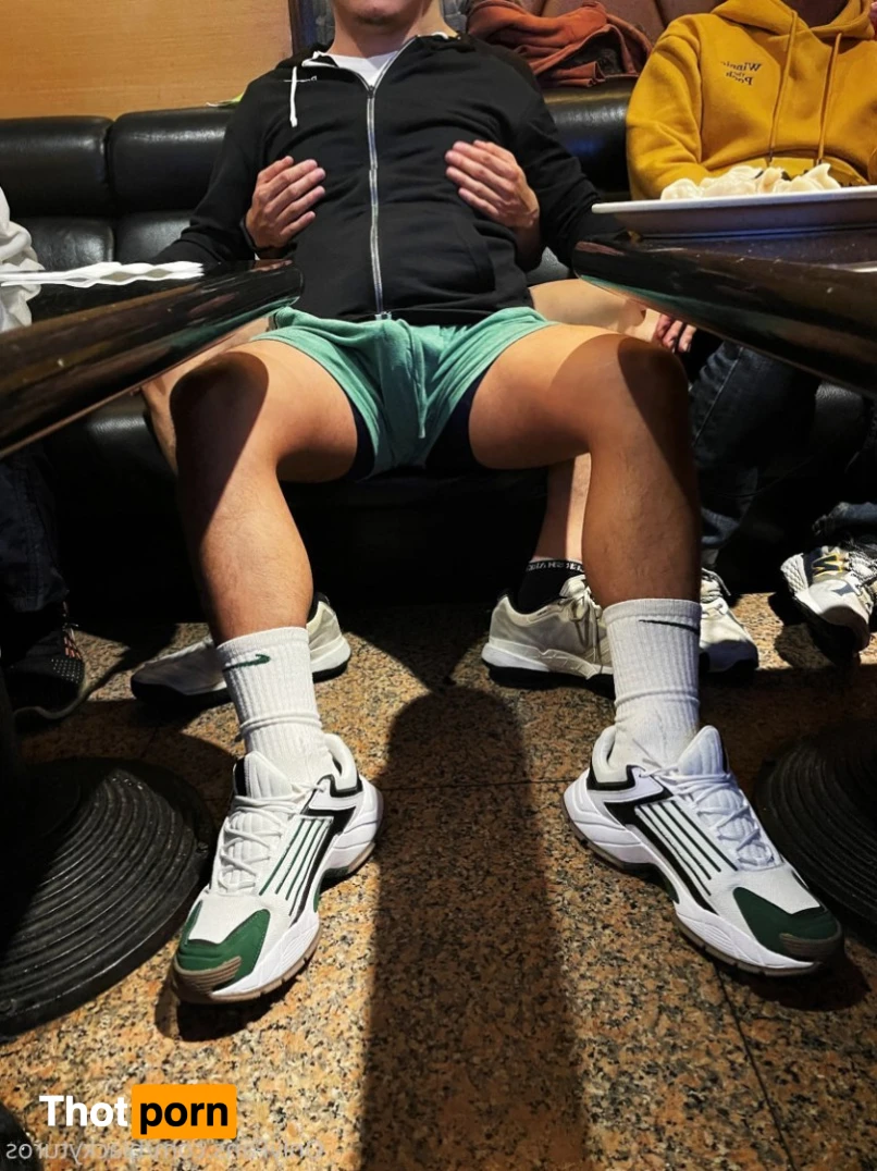 KuroLee （李小黑） 15667612