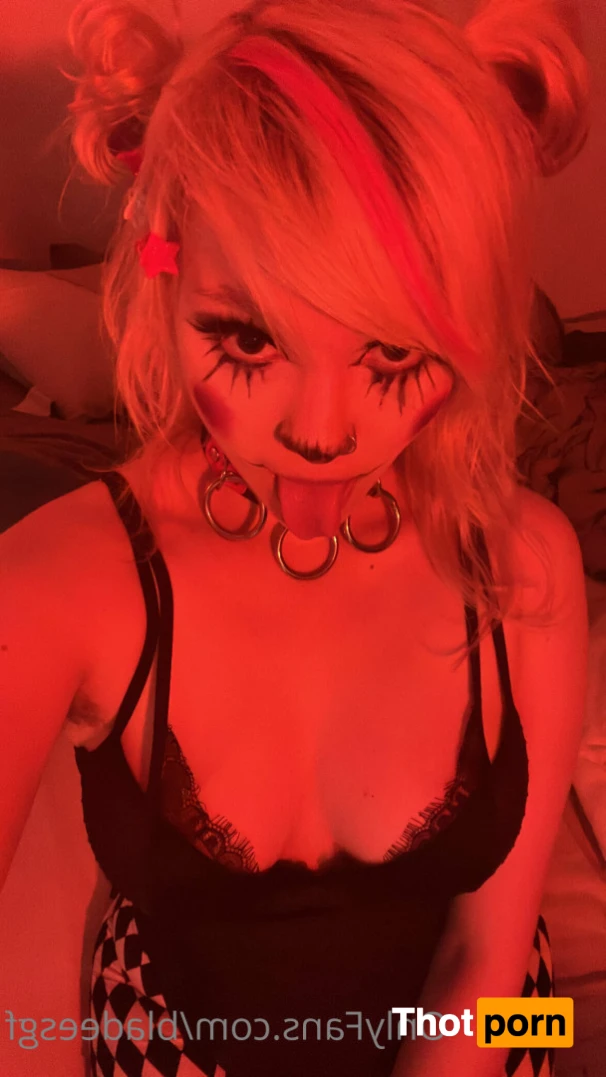 Eva <333 petit $ curvy meme admin 15660731