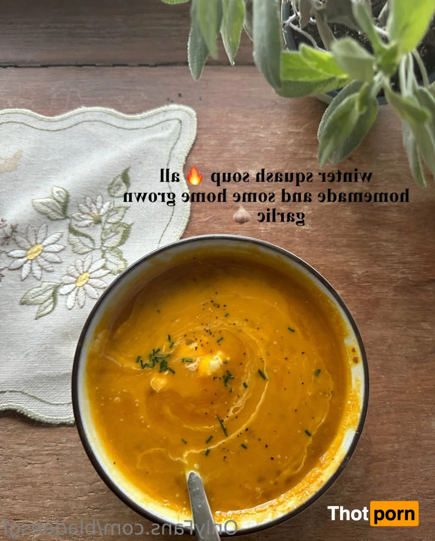 Eva <333 petit $ curvy meme admin 15661684