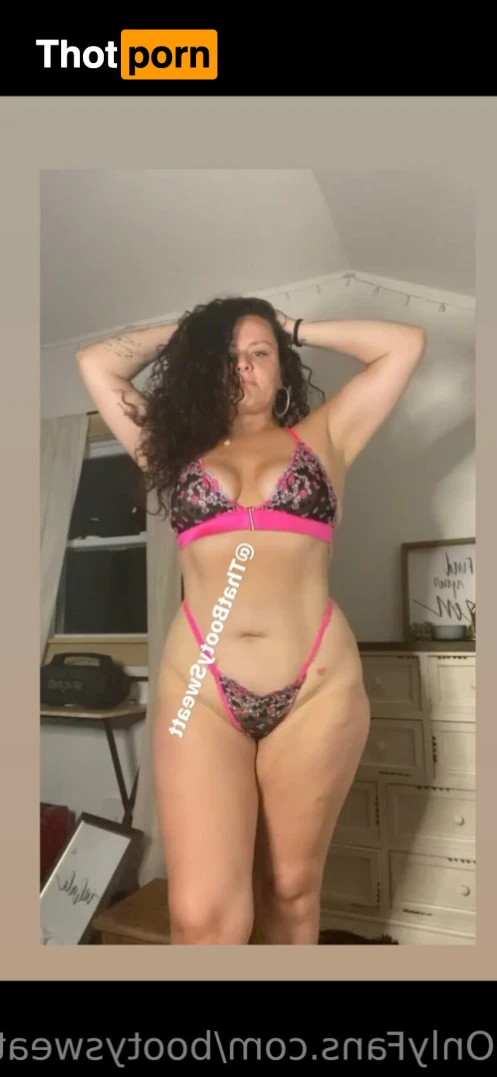 ThatBootySweatt 15439334