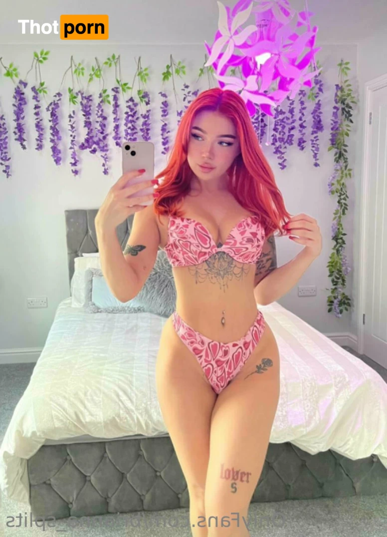 Brianna Splits 15416181