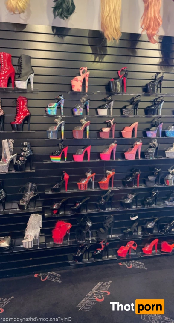 BritanyBomber 15403488