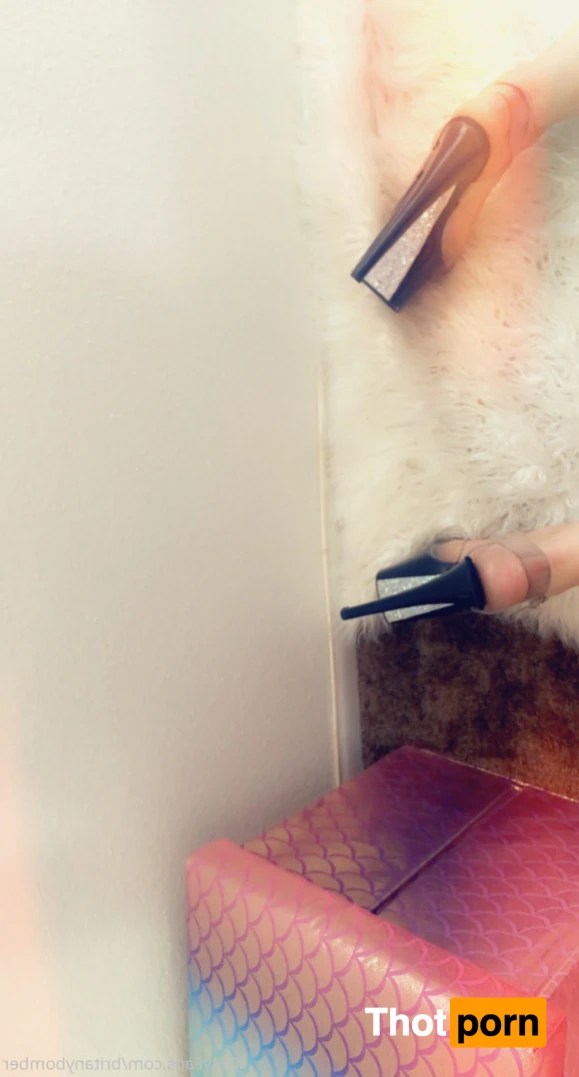 BritanyBomber 15403558