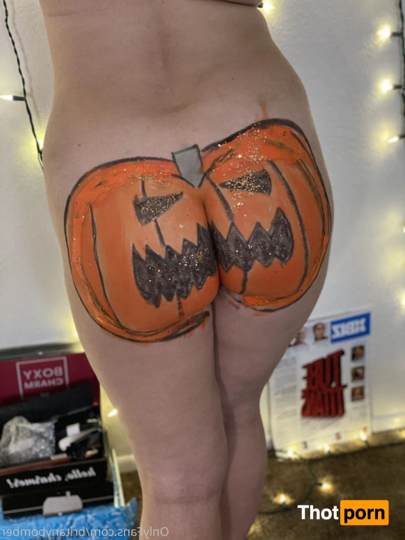 BritanyBomber 15403832