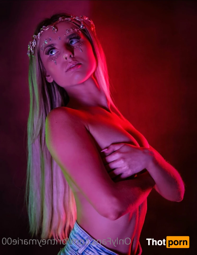 Britney Marie 15391579