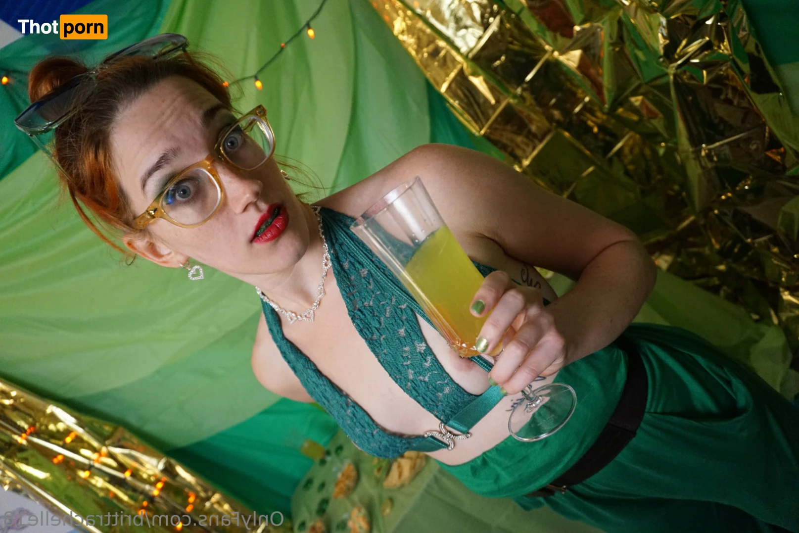 Britt Rachelle 15386280