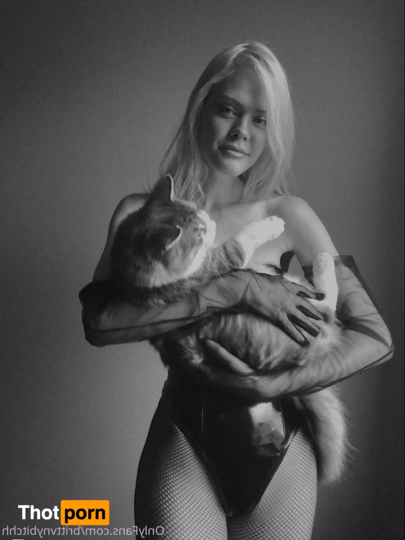 Britt 🐝🍯🥂 15379070