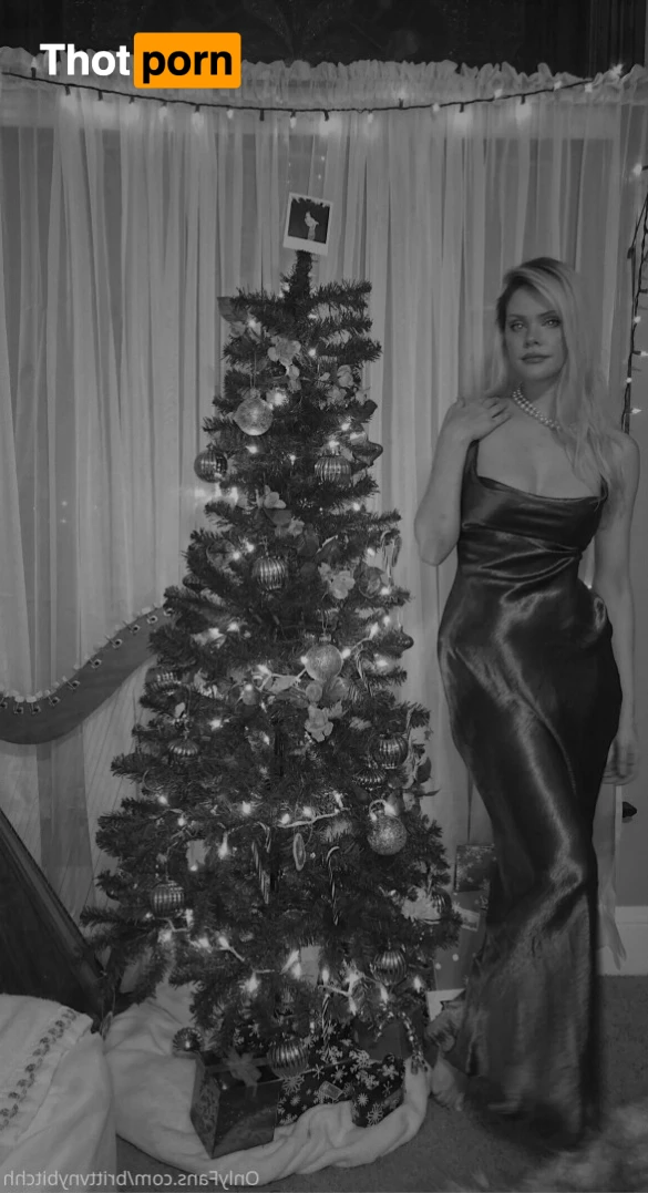 Britt 🐝🍯🥂 15379255