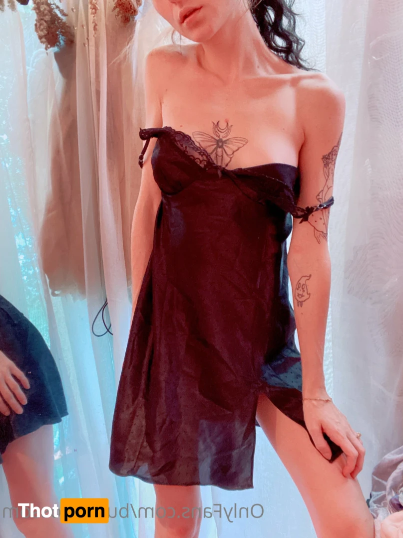 Helen Bonnibelle 15196142