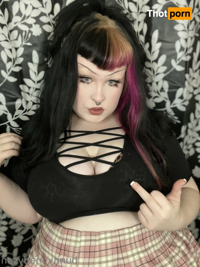 Bunny Madyson ♡ 15192399