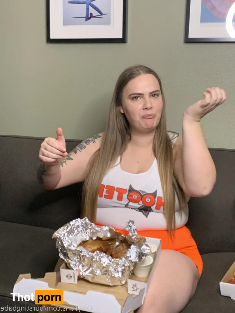 Burstingbabe 15189885