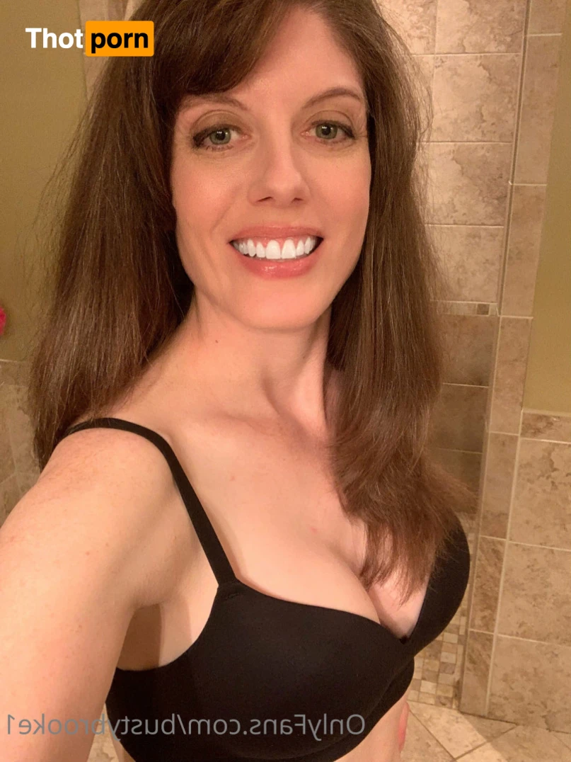 Busty Brooke’s VIP 15182153