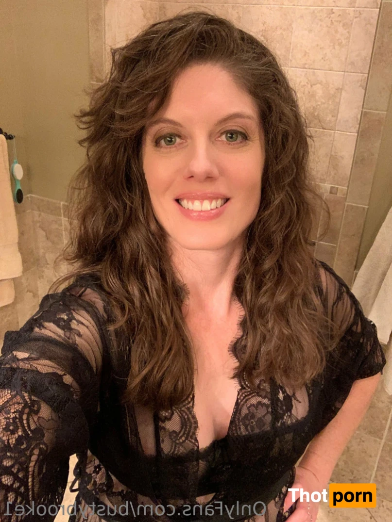 Busty Brooke’s VIP 15182392